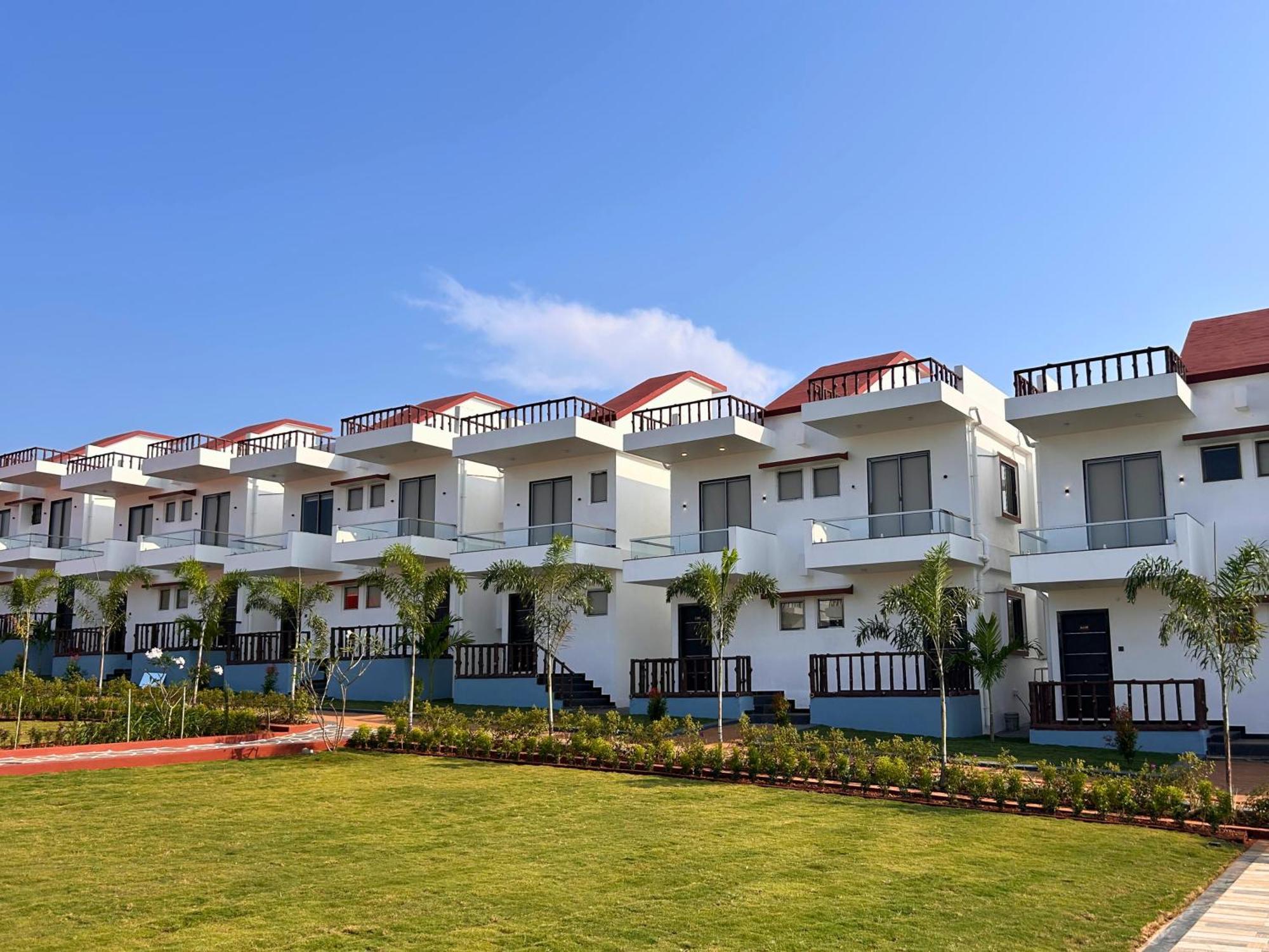 Baywatch Resort Bhogave Beach Vengurla Екстериор снимка