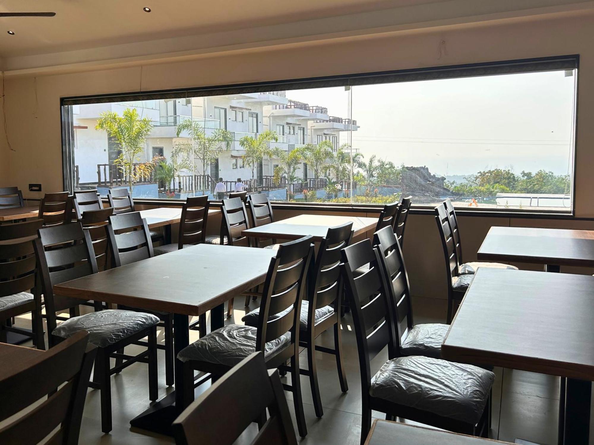 Baywatch Resort Bhogave Beach Vengurla Екстериор снимка