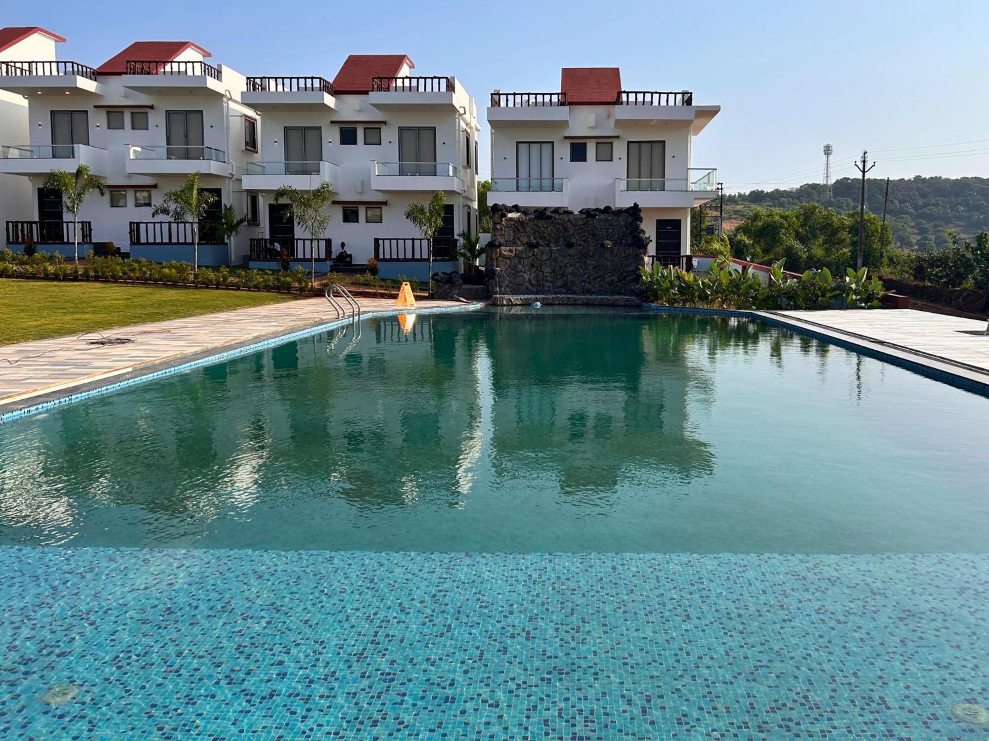 Baywatch Resort Bhogave Beach Vengurla Екстериор снимка